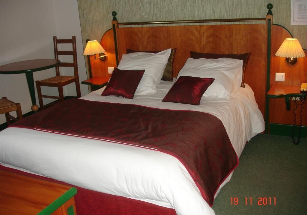 Photo of Others in Le Cergne