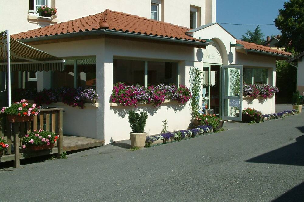 Photo of Patio Balcony in Saint-Bonnet-le-Chateau