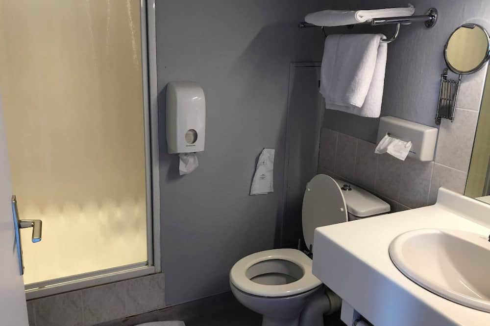 Photo of Bathroom in Saint-Bonnet-le-Chateau