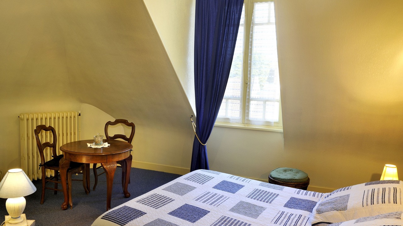 Photo of Bedroom in Saint-Martin-le-Beau