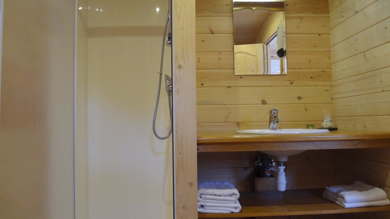 Photo of Others in Hauterives