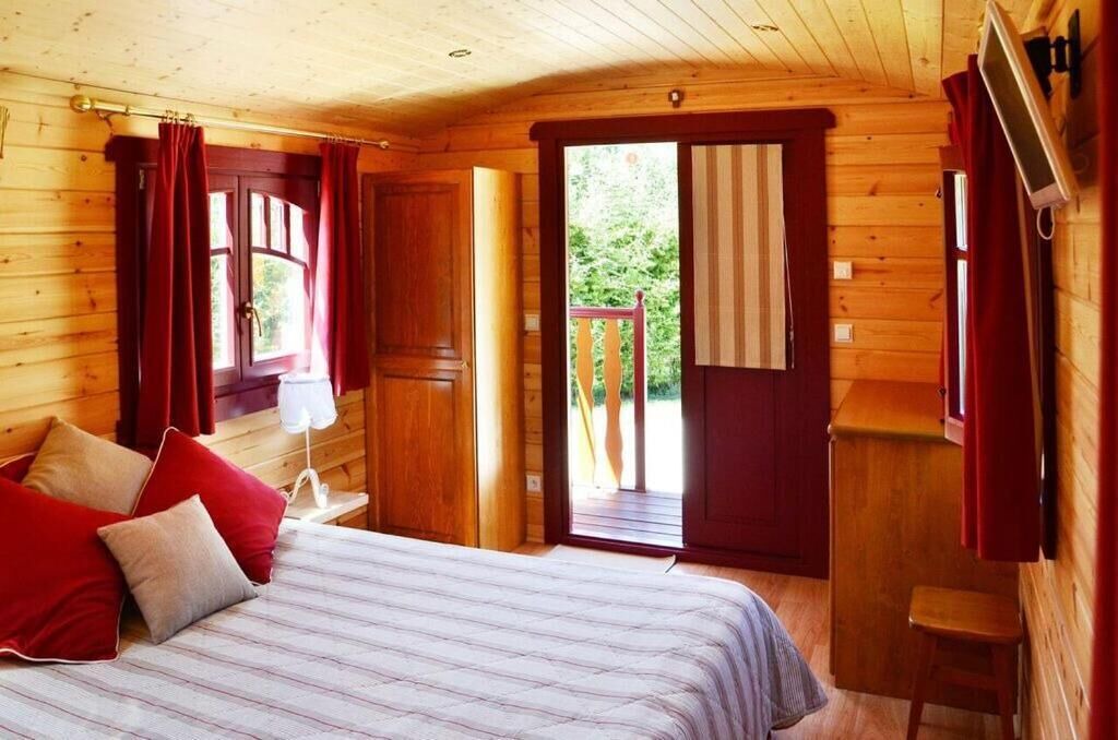 Photo of Others in Hauterives