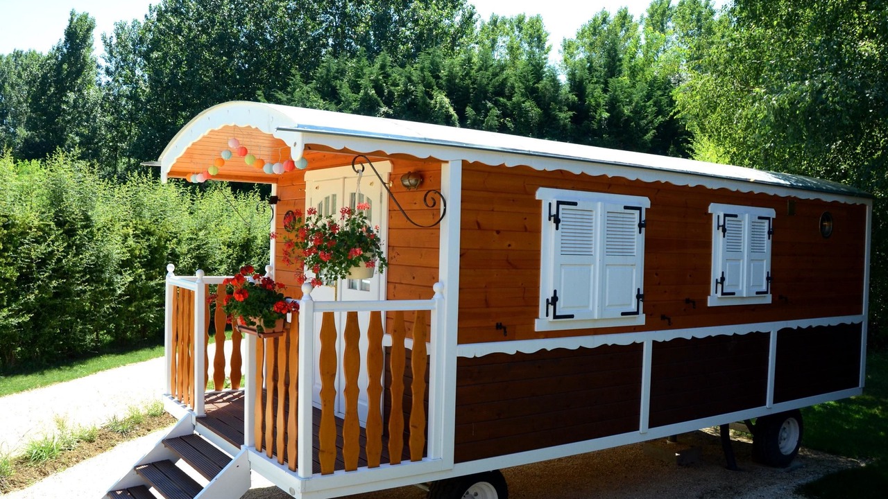 Photo of Others in Hauterives