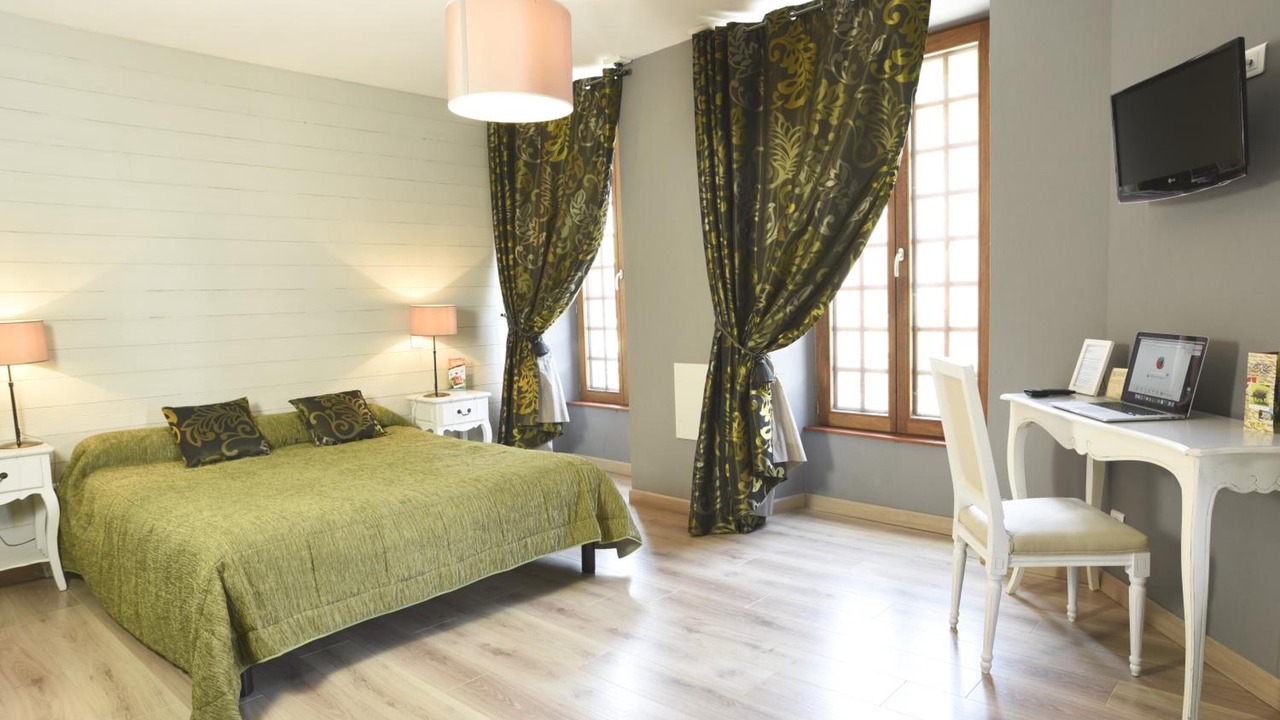 Photo of Others in Hauterives