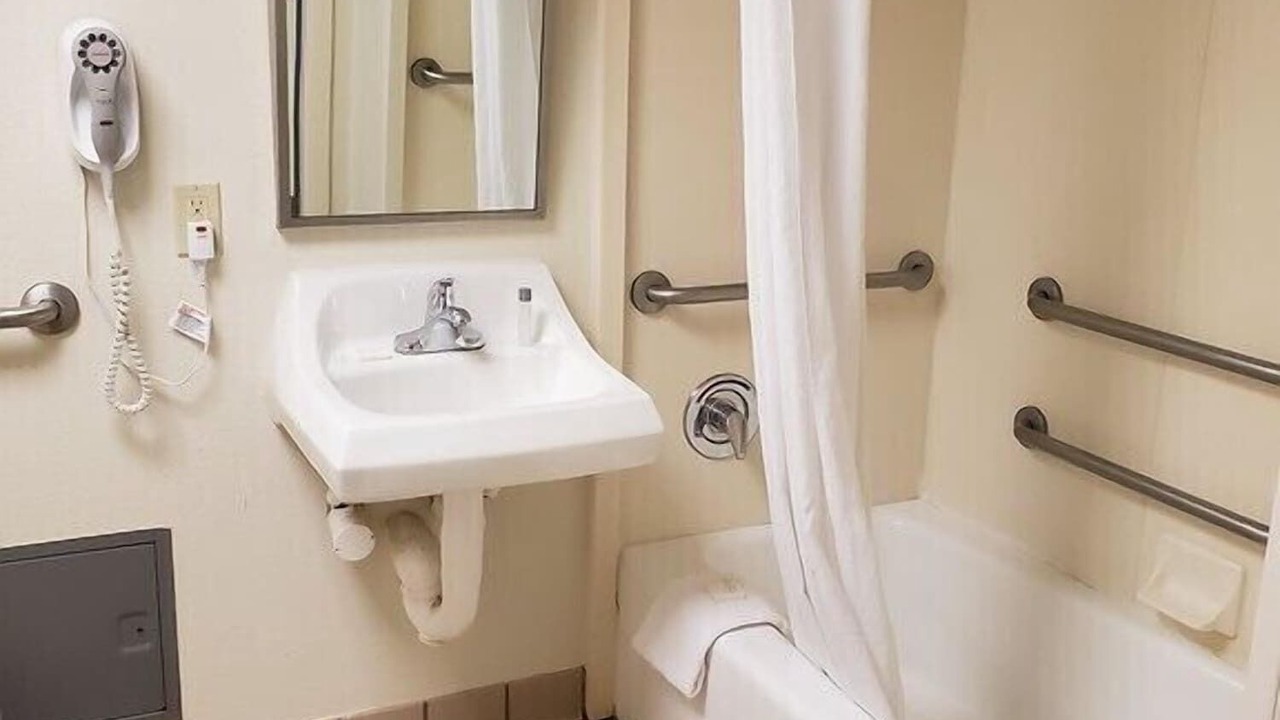 Photo of Bathroom in Hastings