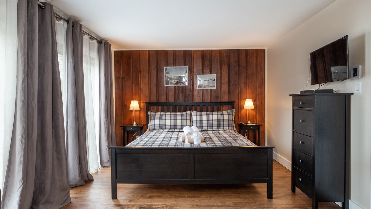 Photo of Bedroom in Mont-Tremblant
