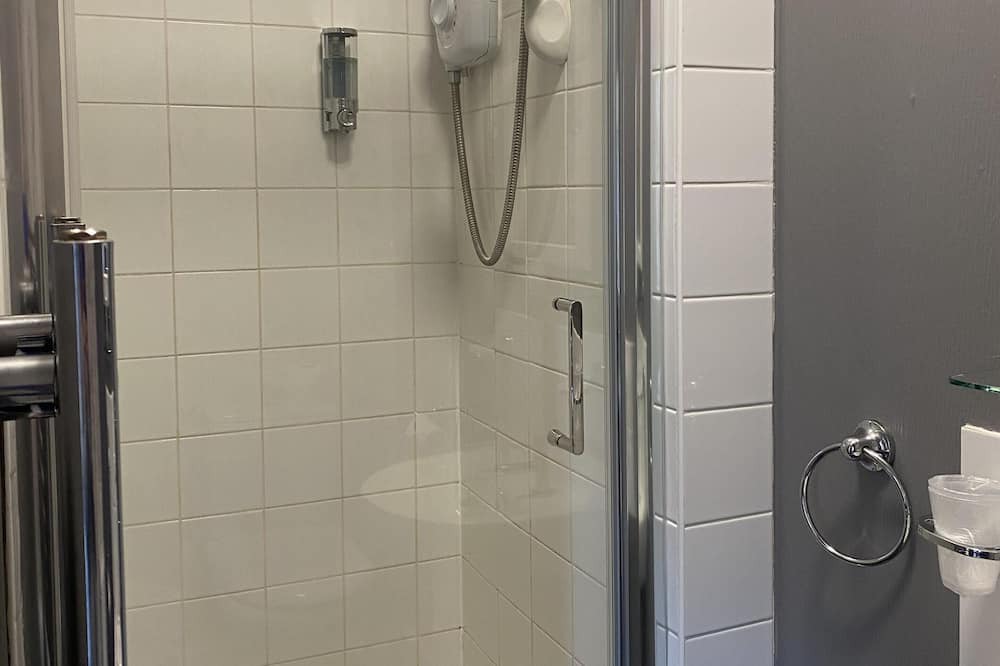 Photo of Bathroom in Ardingly