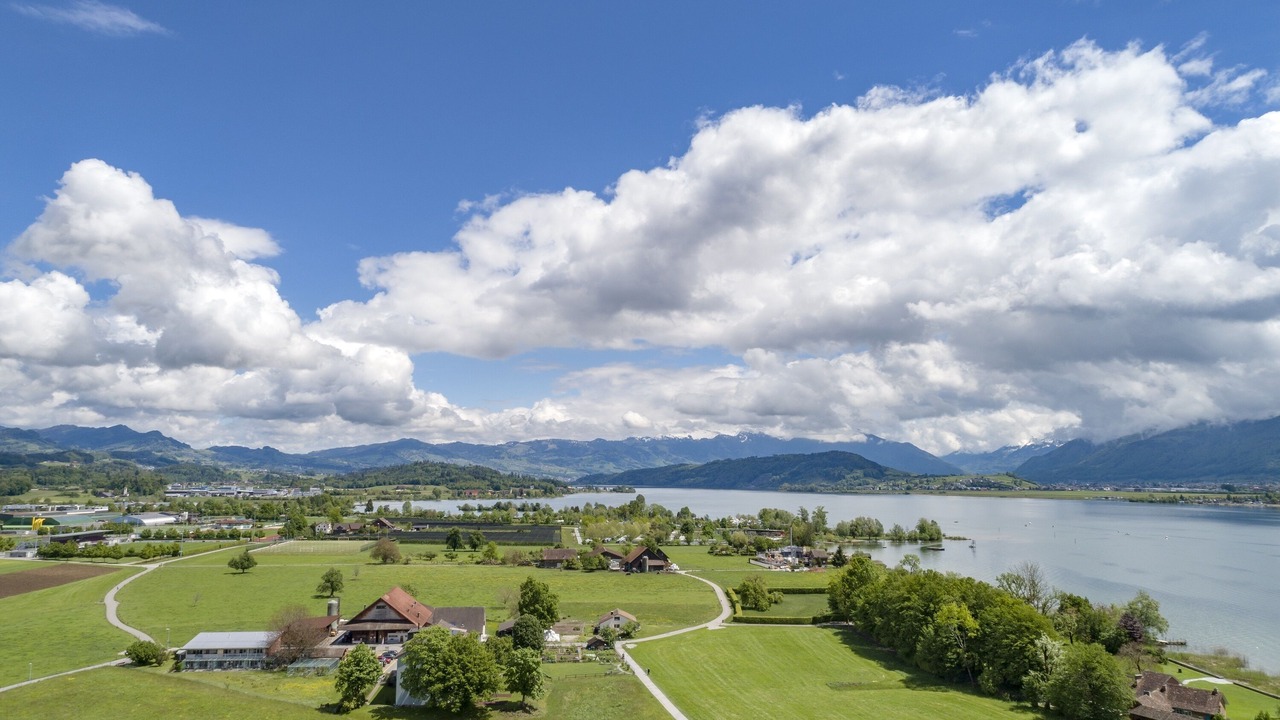 Photo of Outdoor in Jona
