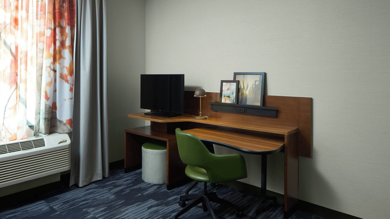 Photo of Bedroom in Western Gardens