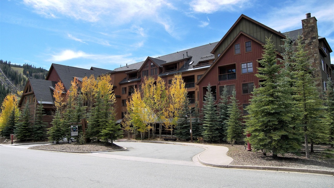 Photo of Outdoor in River Run