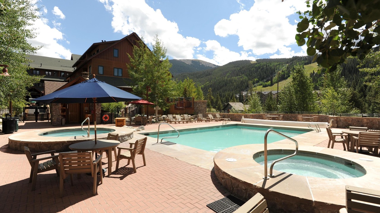 Photo of Outdoor in River Run
