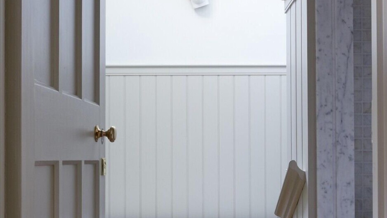 Photo of Bathroom in Saint Ann's Chapel