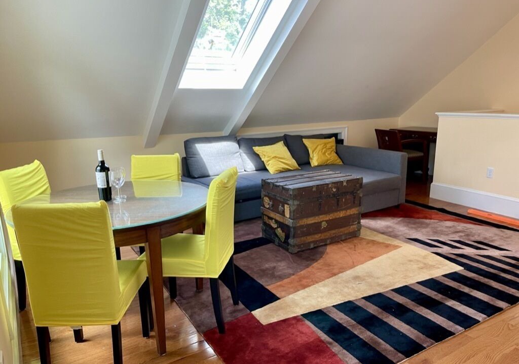 Photo of Livingroom in Inman Square