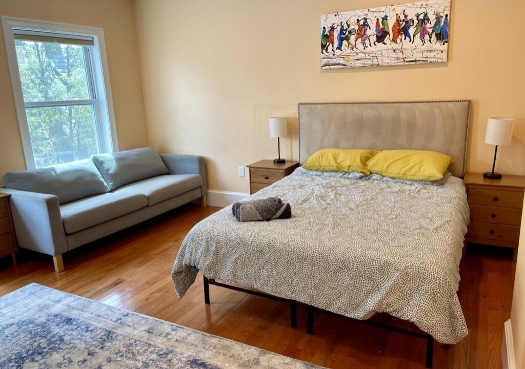 Photo of Bedroom in Inman Square