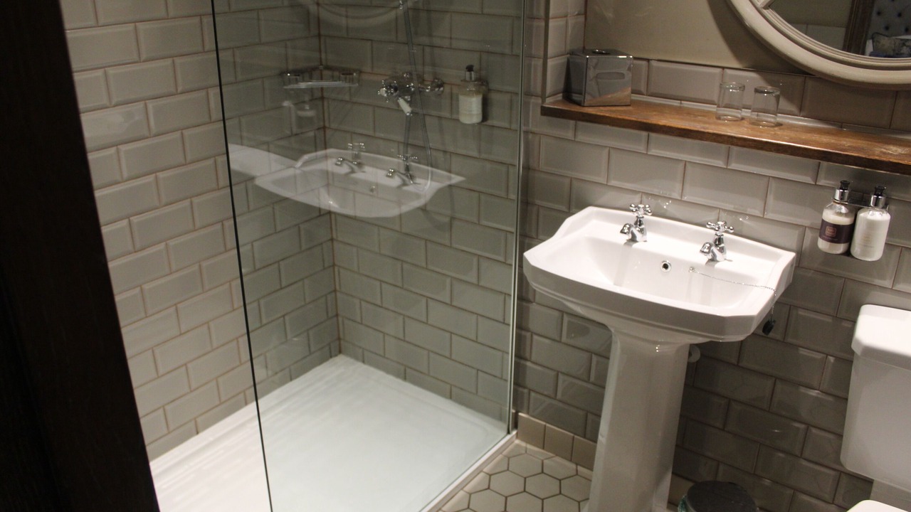 Photo of Bathroom in Kirkby Lonsdale