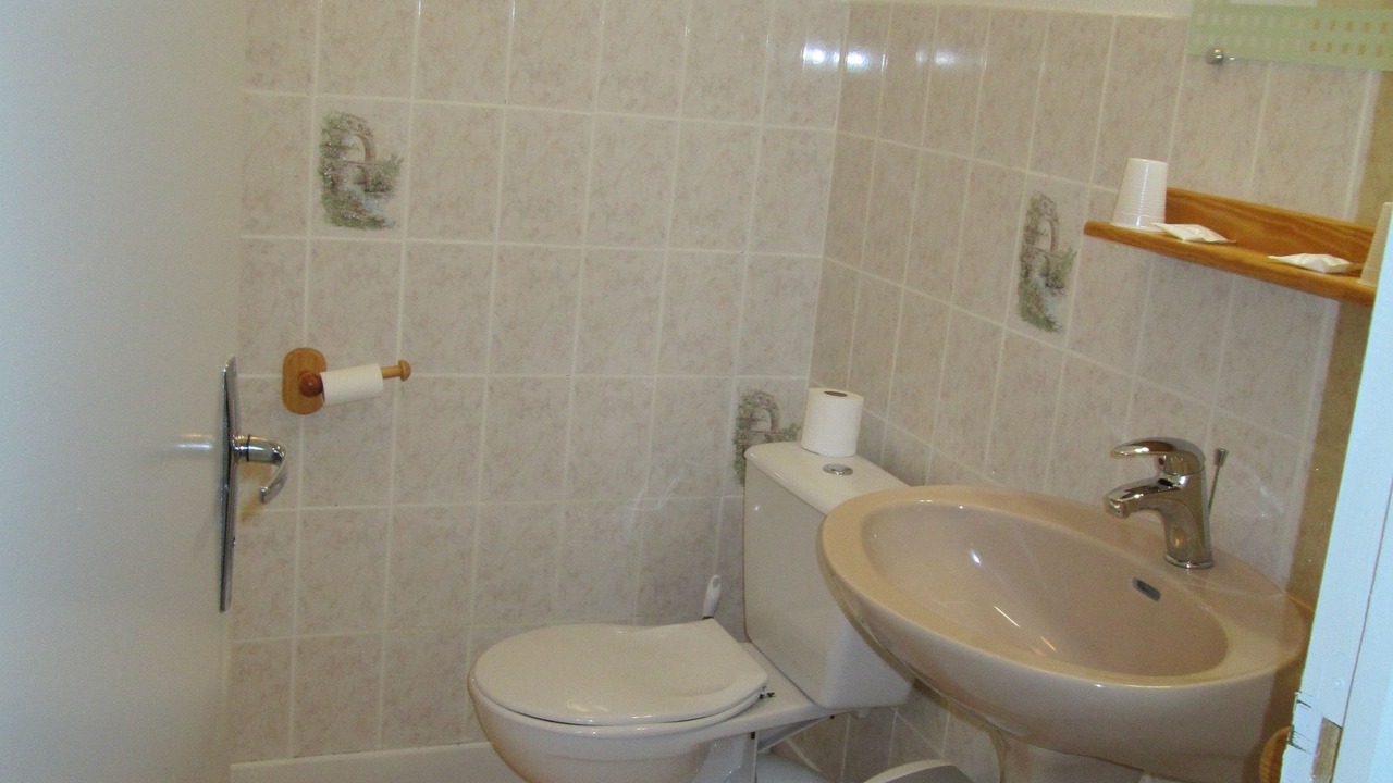 Photo of Bathroom in Chauvigny