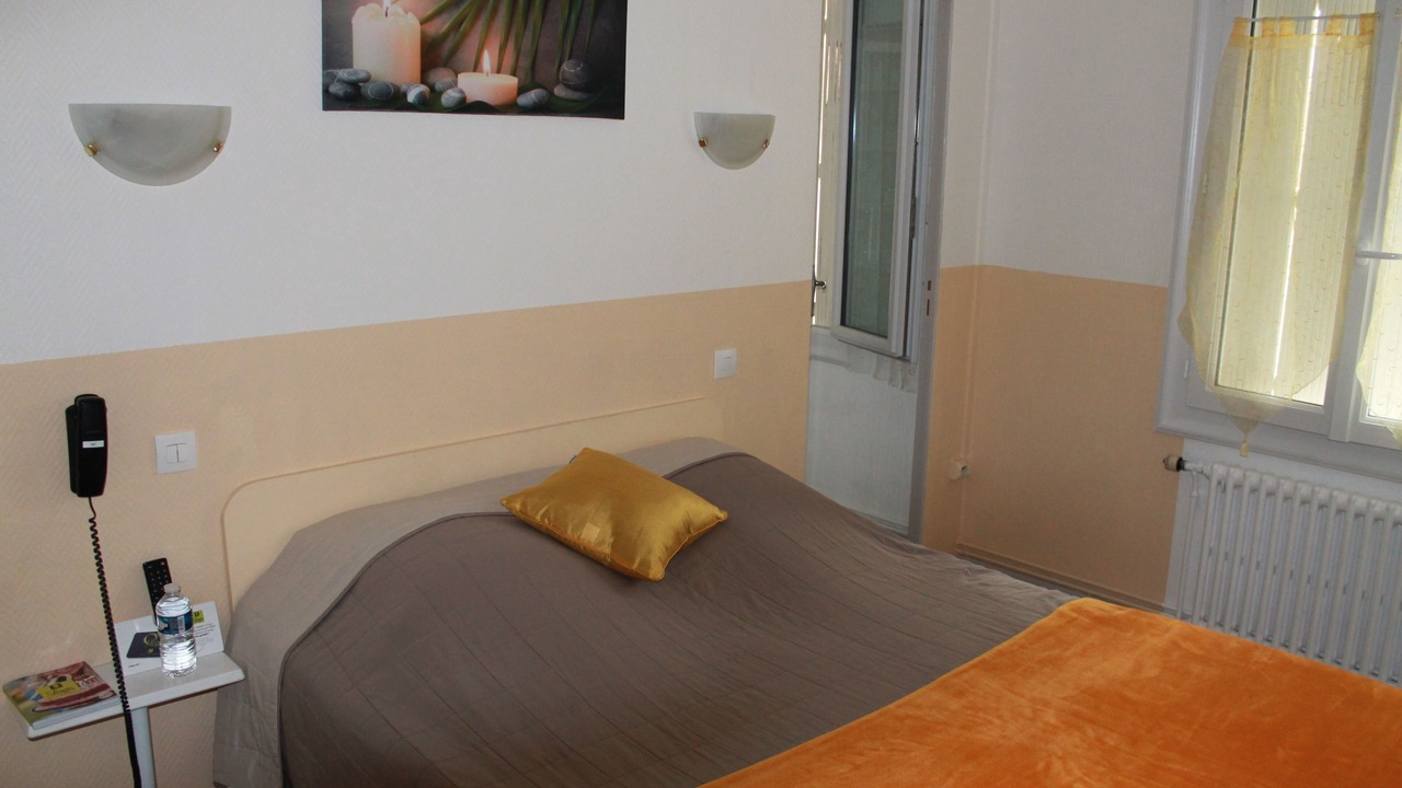 Photo of Bedroom in Chauvigny