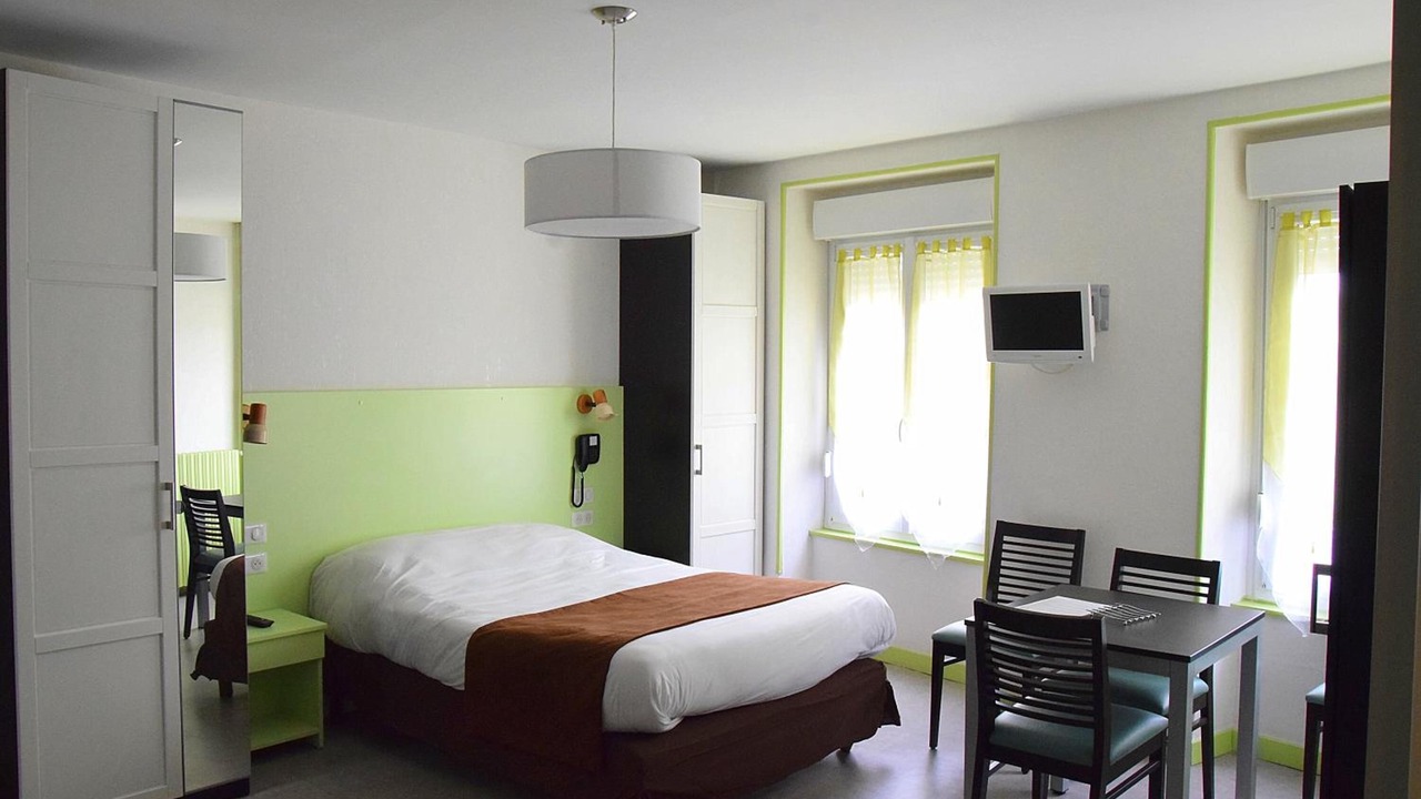 Photo of Bedroom in Bourbonne-les-Bains