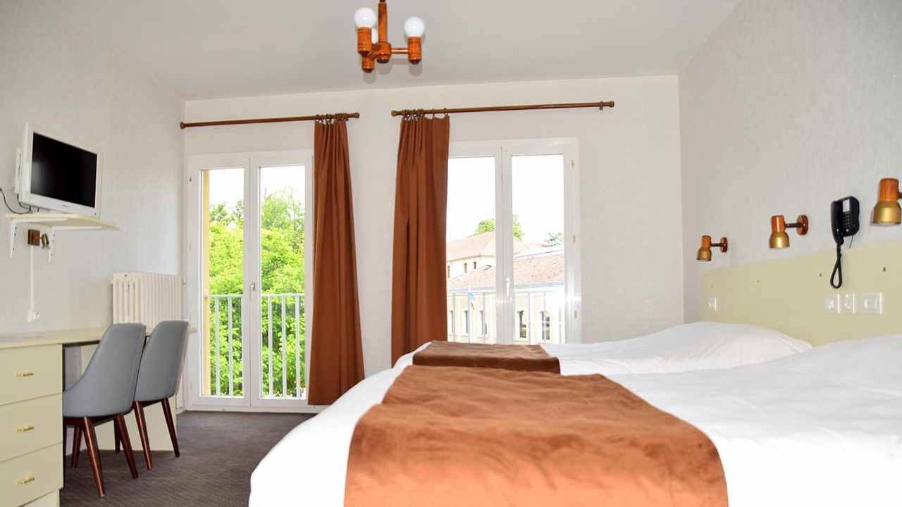 Photo of Bedroom in Bourbonne-les-Bains
