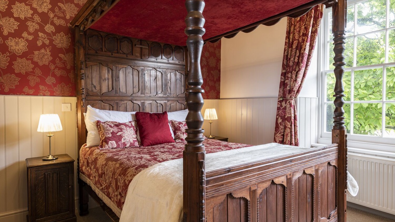 Photo of Bedroom in Ozleworth