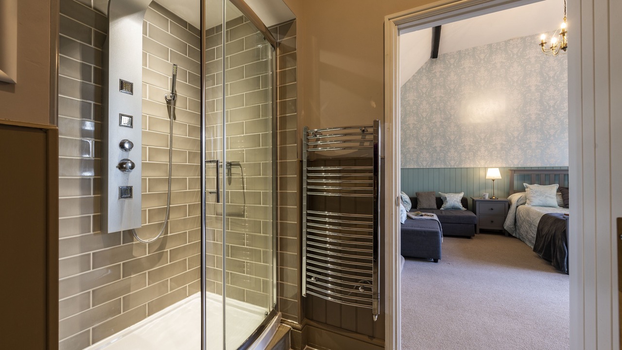 Photo of Bathroom in Ozleworth