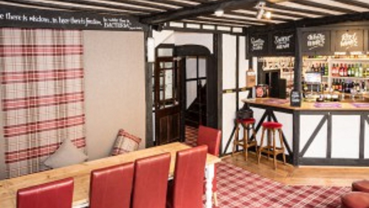 Photo of Others in Ozleworth