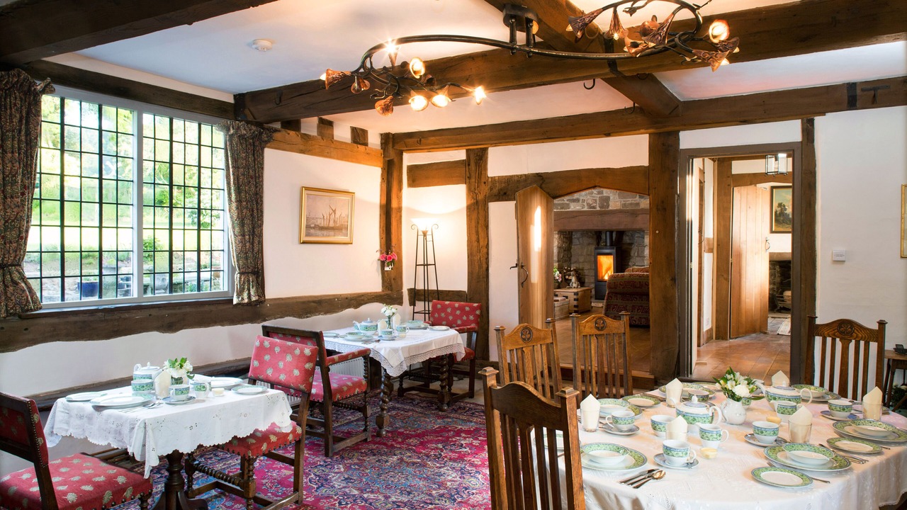 Photo of Others in Walford