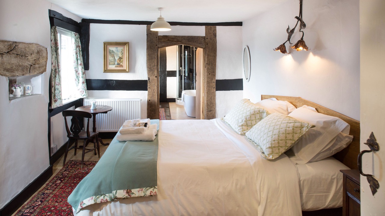 Photo of Bedroom in Walford