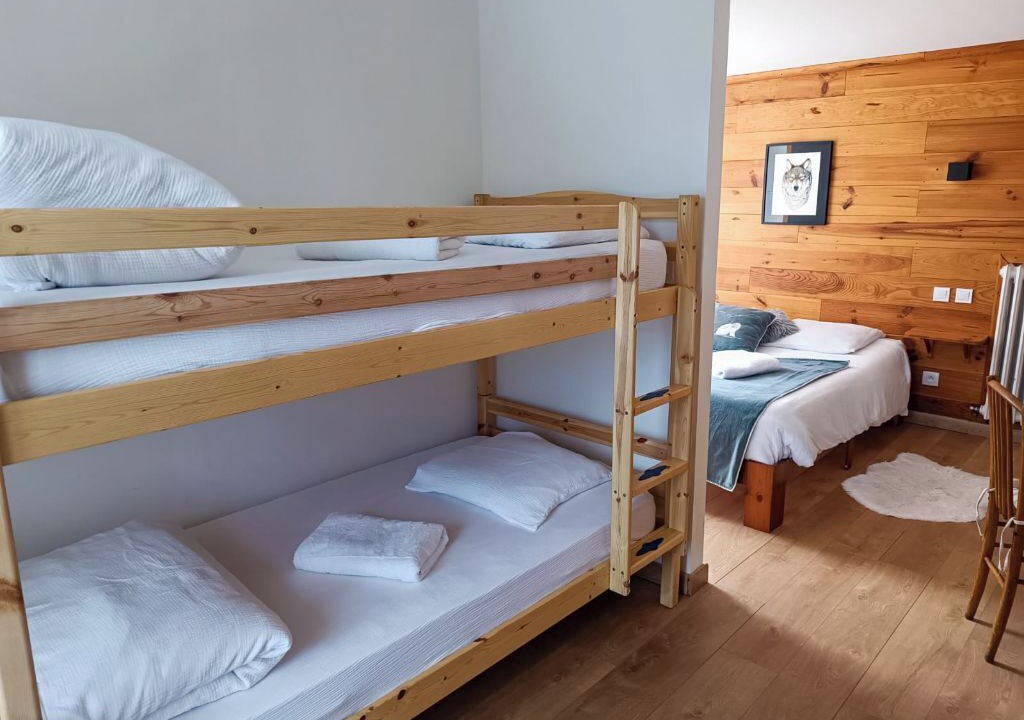 Photo of Bedroom in Peone