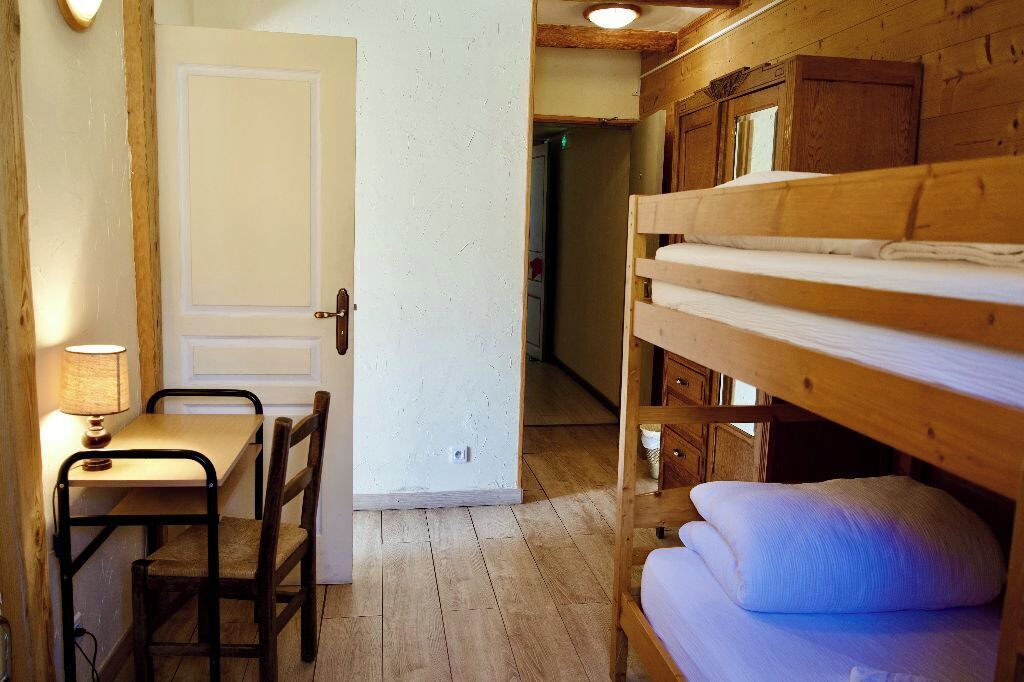 Photo of Bedroom in Peone