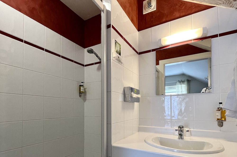 Photo of Bathroom in Travexin