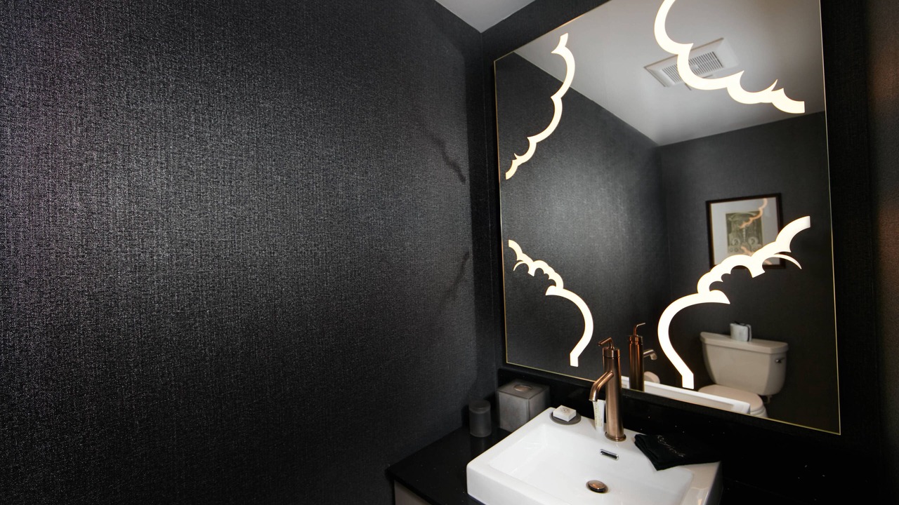 Photo of Bathroom in Central City