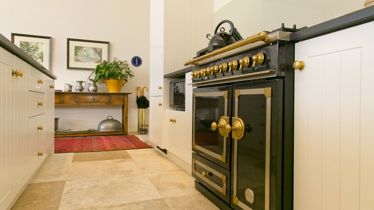 Photo of Kitchen in Acacia Bay