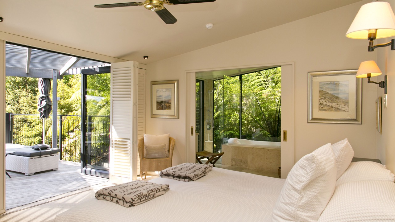 Photo of Bedroom in Acacia Bay