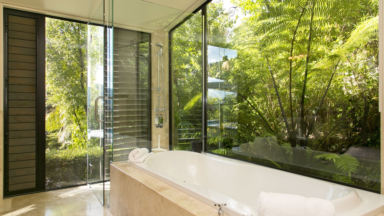 Photo of Bathroom in Acacia Bay