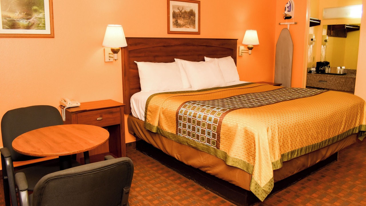 Photo of Bedroom in Goliad