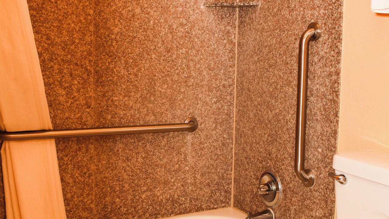 Photo of Bathroom in Goliad