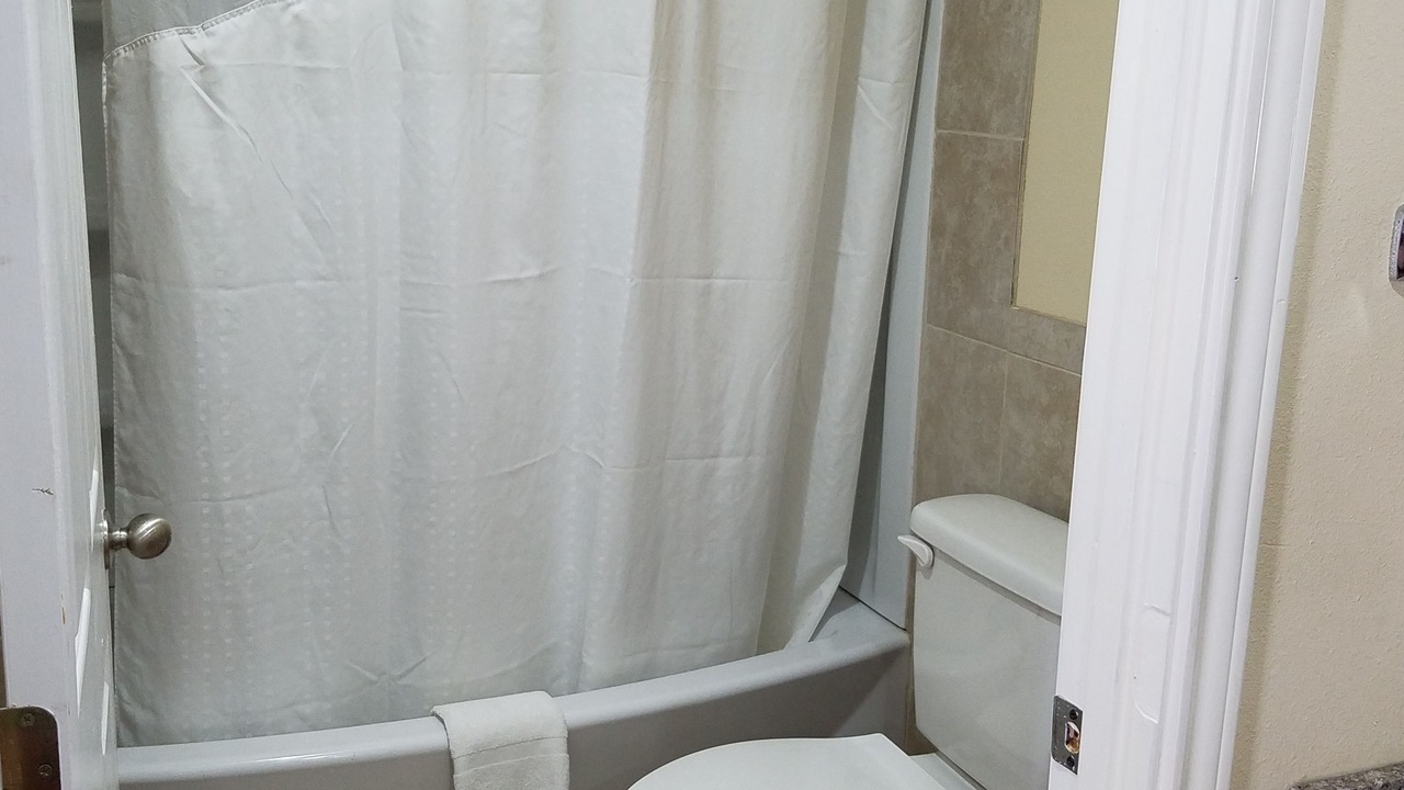 Photo of Bathroom in Kenedy