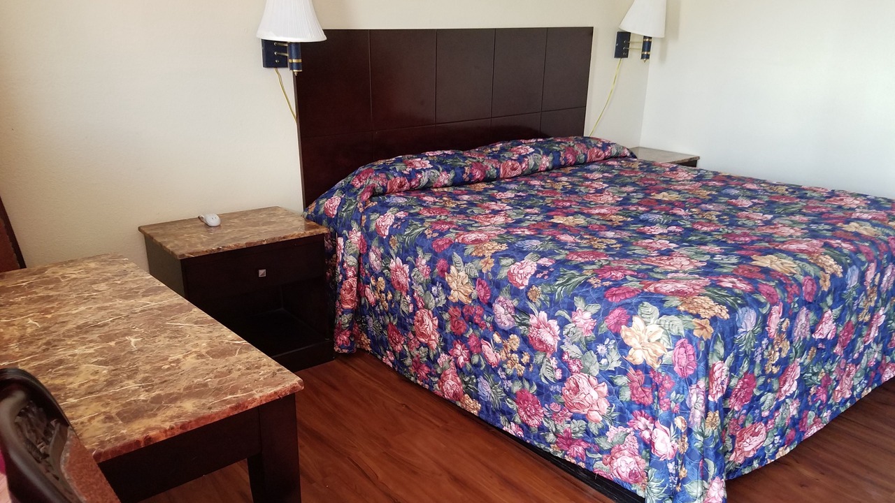 Photo of Bedroom in Kenedy