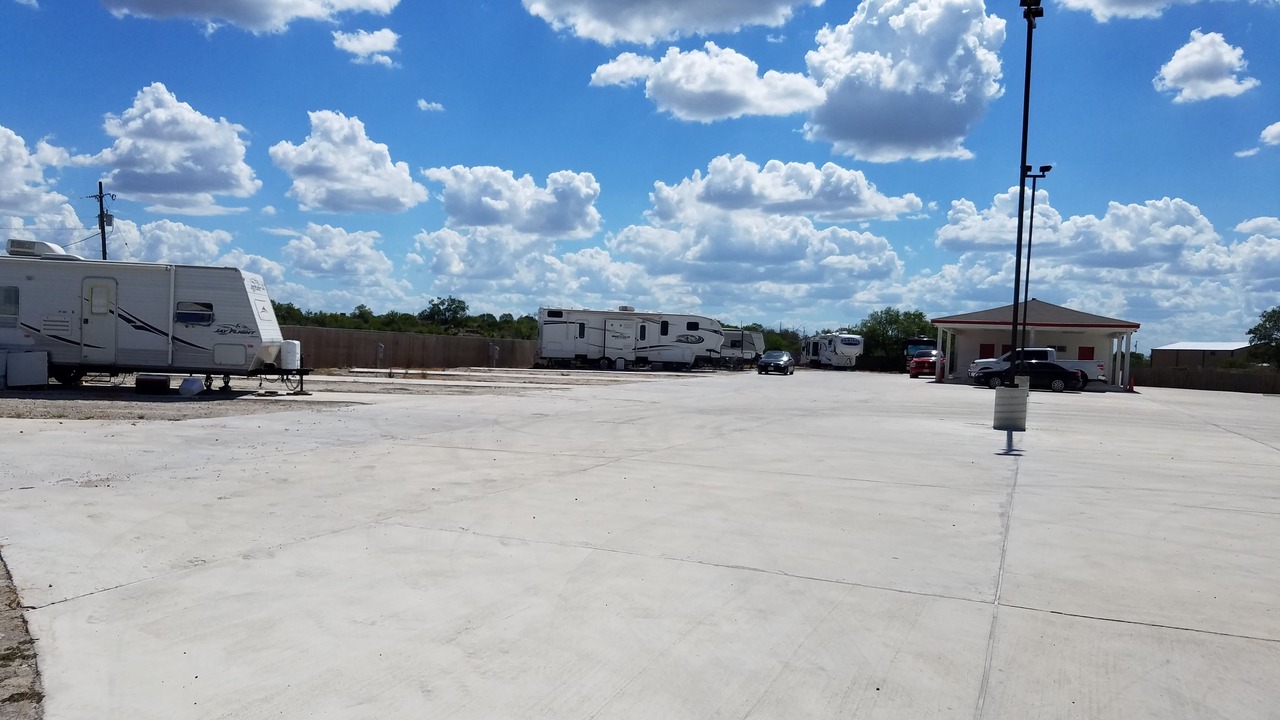 Photo of Outdoor in Kenedy
