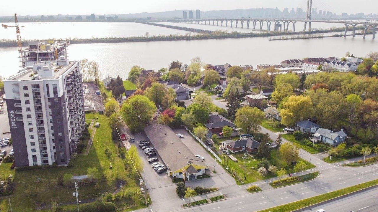 Photo of Outdoor in Brossard