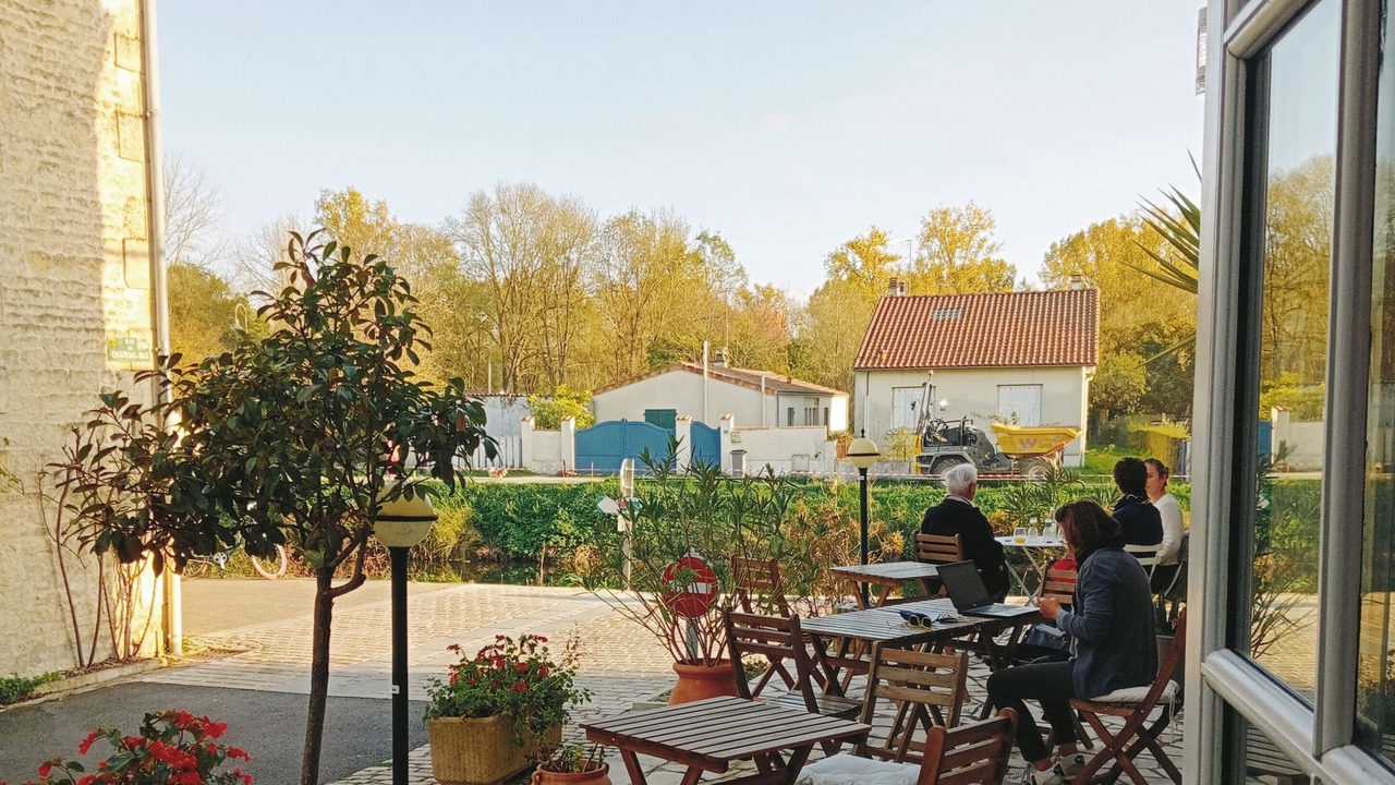 Photo of Patio Balcony in Coulon