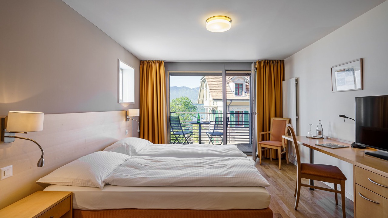 Photo of Bedroom in Hilterfingen