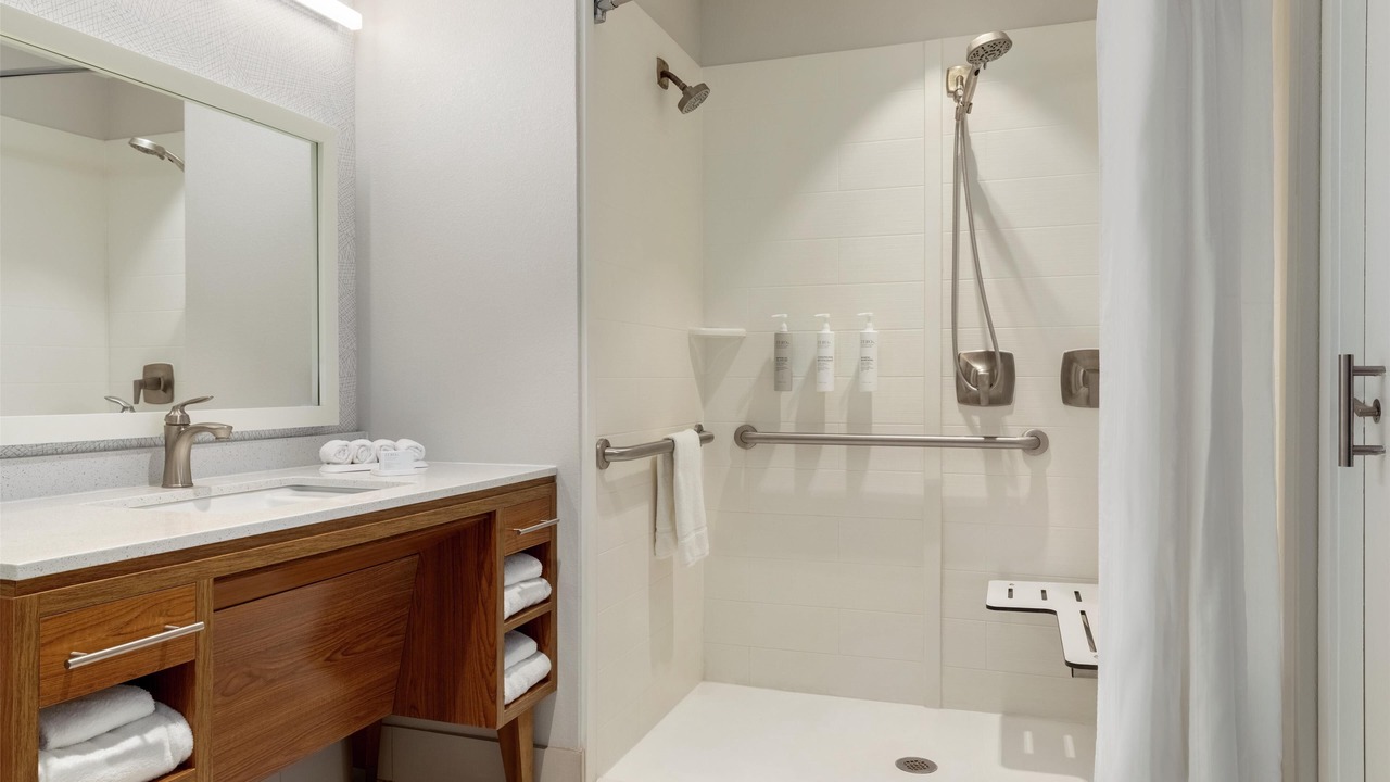 Photo of Bathroom in Memorial