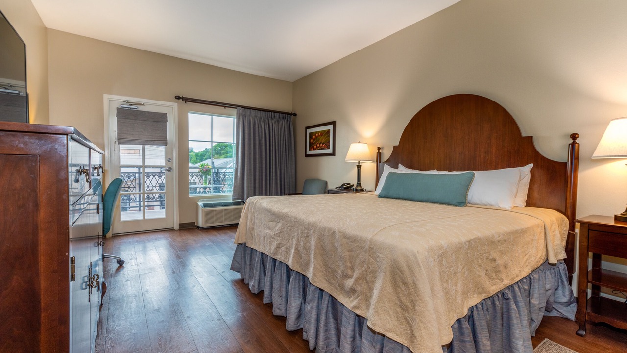 Photo of Bedroom in Downtown Historic