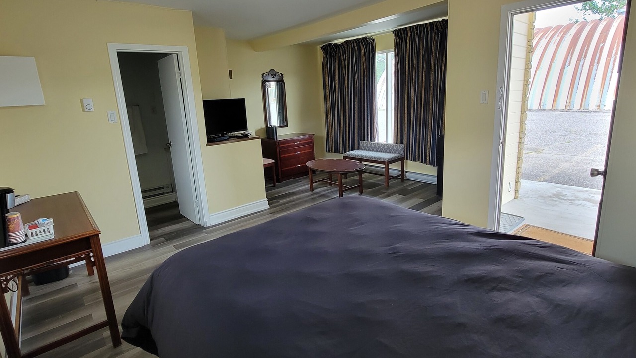 Photo of Bedroom in Blind River