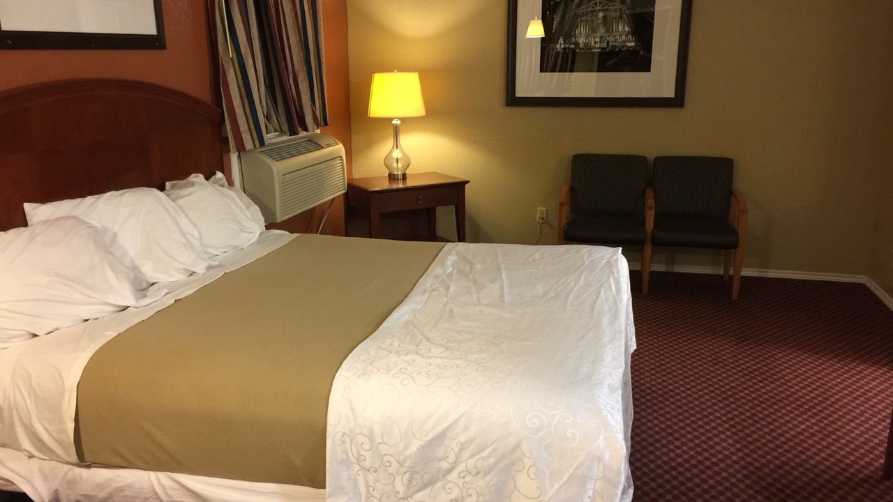 Photo of Bedroom in Temple