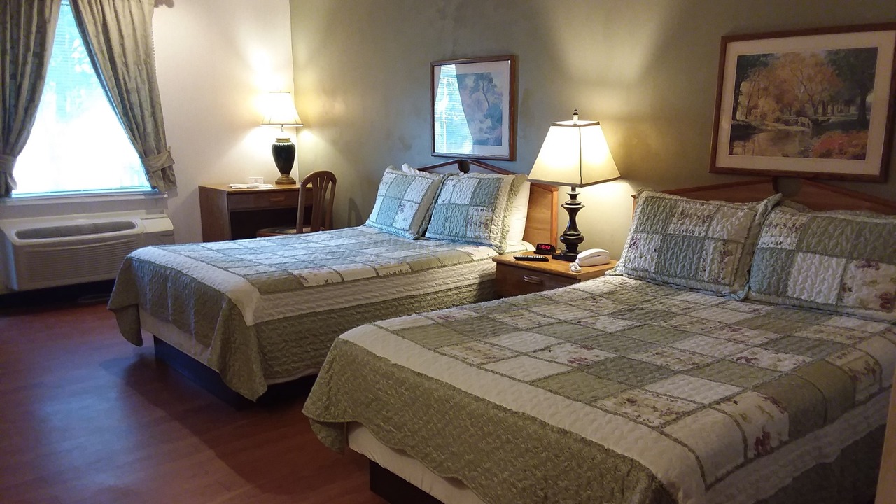 Photo of Bedroom in Hayesville