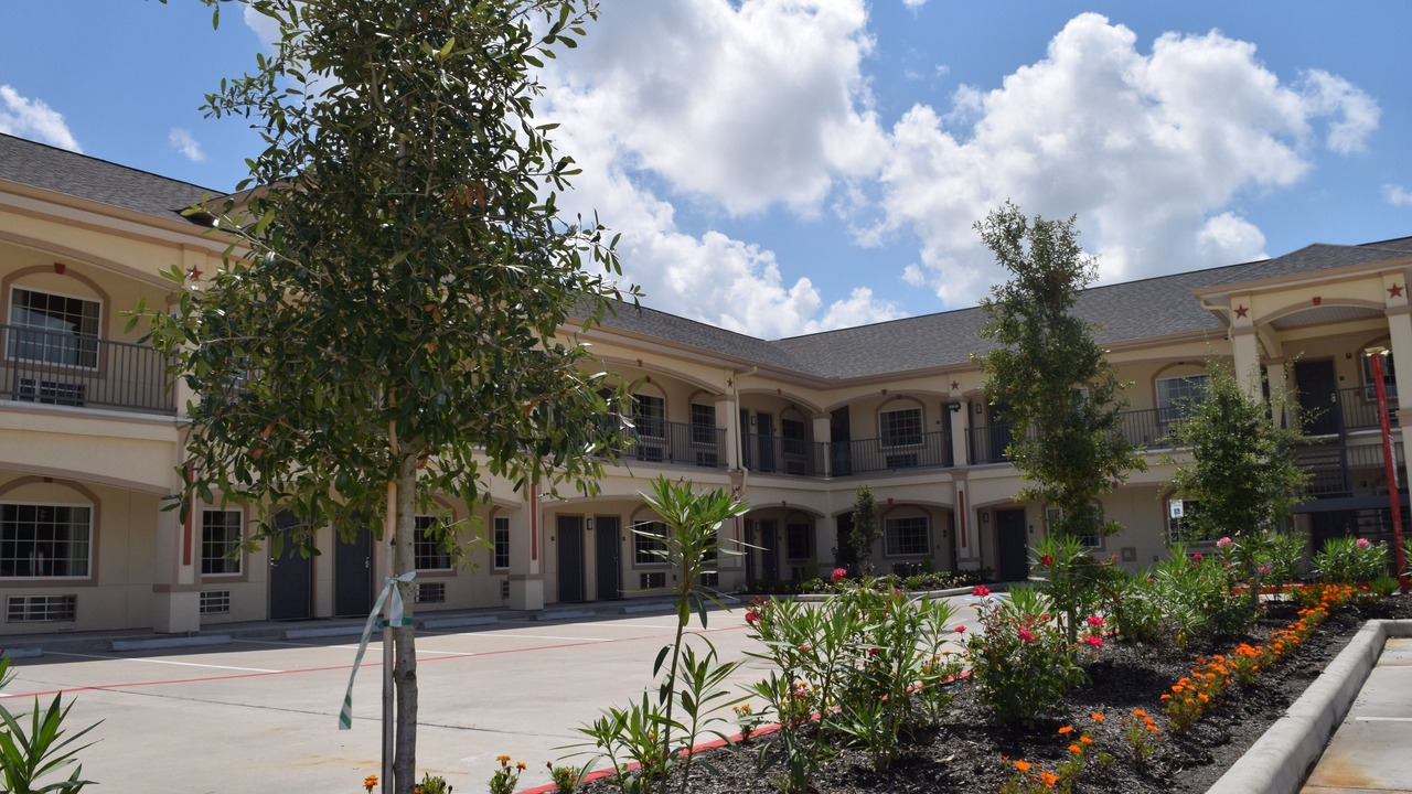 Photo of Buildings in Willowbrook