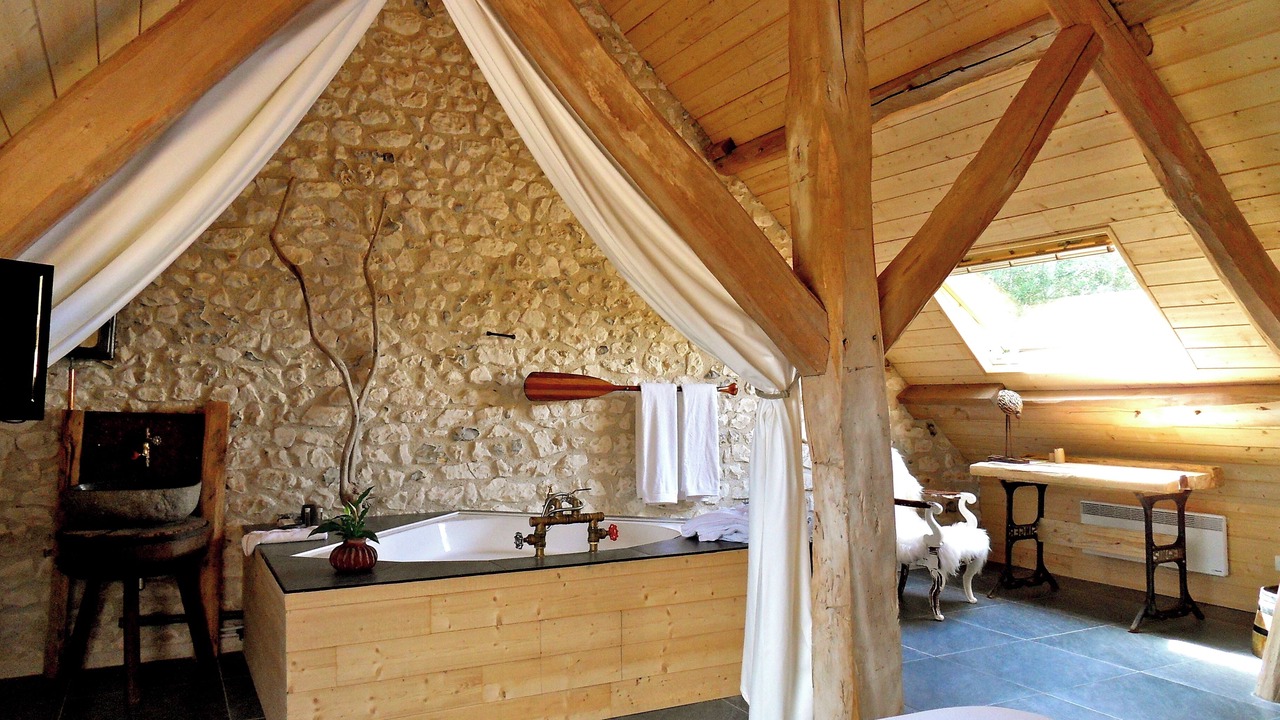 Photo of Bedroom in Autheuil-Authouillet